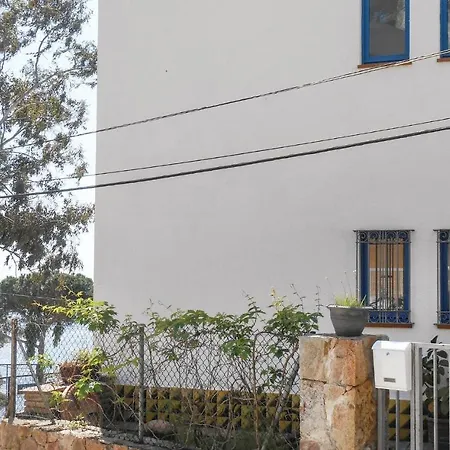 Apartamento 2 Bedroom Amazing In *